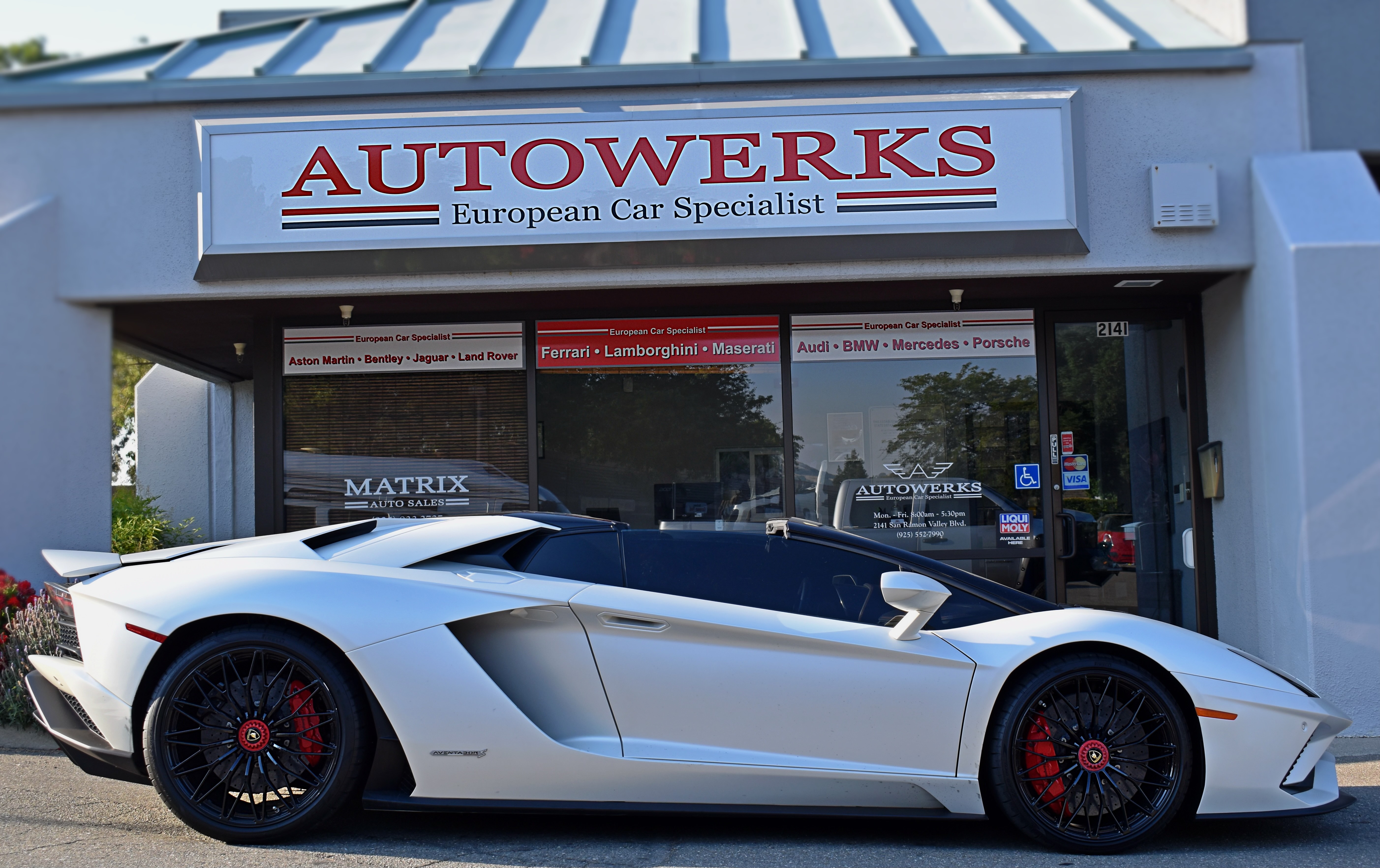 lamborghini aventador