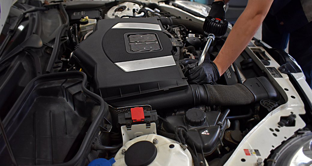 Mercedes engine bay